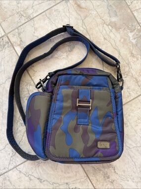 LUG Infinity RFID Can Can - Blue Camo Crossbody Bag
